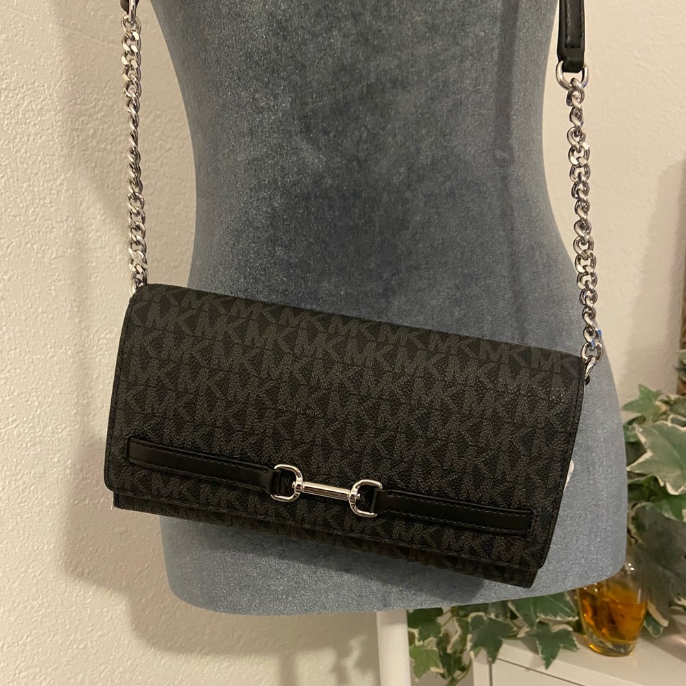 Michael Kors Black Signature Women's Bag.